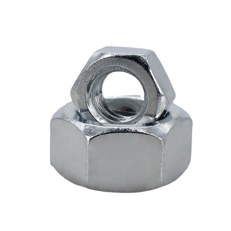 Enkelt affaset sekskantmøtrik med høj præcision