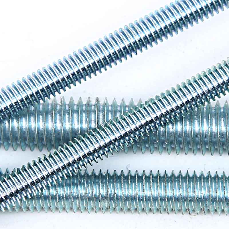 Industristandardstudbolte
