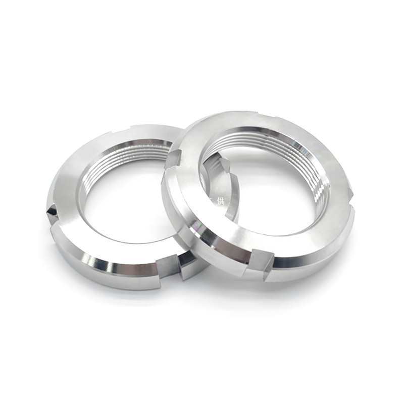 Strukturelt forsvarlig låsemøtrik