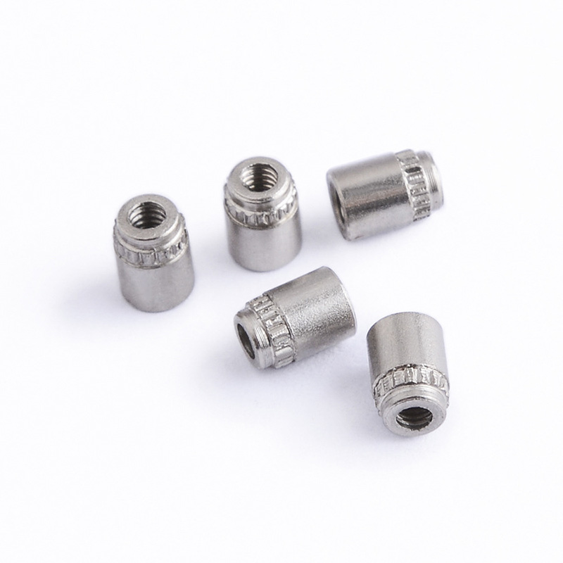 UN-nittet tap til printplade